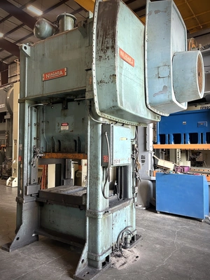 USED 1990 NIAGARA NIAGARA BP2-200-48-30 PRESS