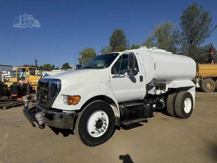 Used 2015 FORD F750 XL SD Water Trucks California US | Mittry Construction #1363449