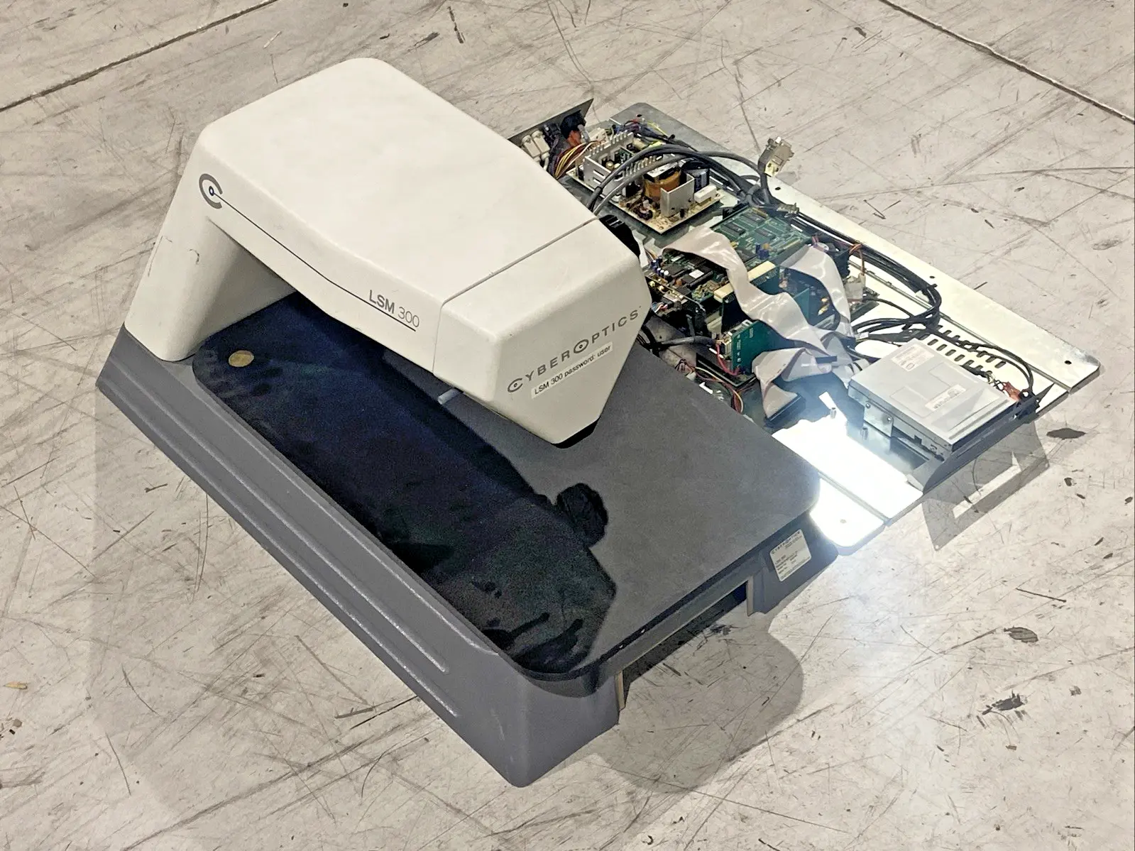 USED CYBEROPTICS LASER INSPECTION SYSTEM HEAD ONLY