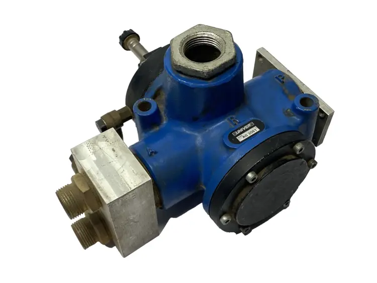 Used UNIVER AG 3061, AB-00679 Solenoid Valves | Maverick Industrial Sales #1113151
