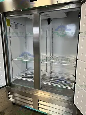 USED NORLAKE NSWDF492SSS/0A WHITE DIMOND SERIES DOUBLE DOOR FREEZER -20°C, 49 CU. FT.