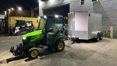 USED 2025 Deere 1025R