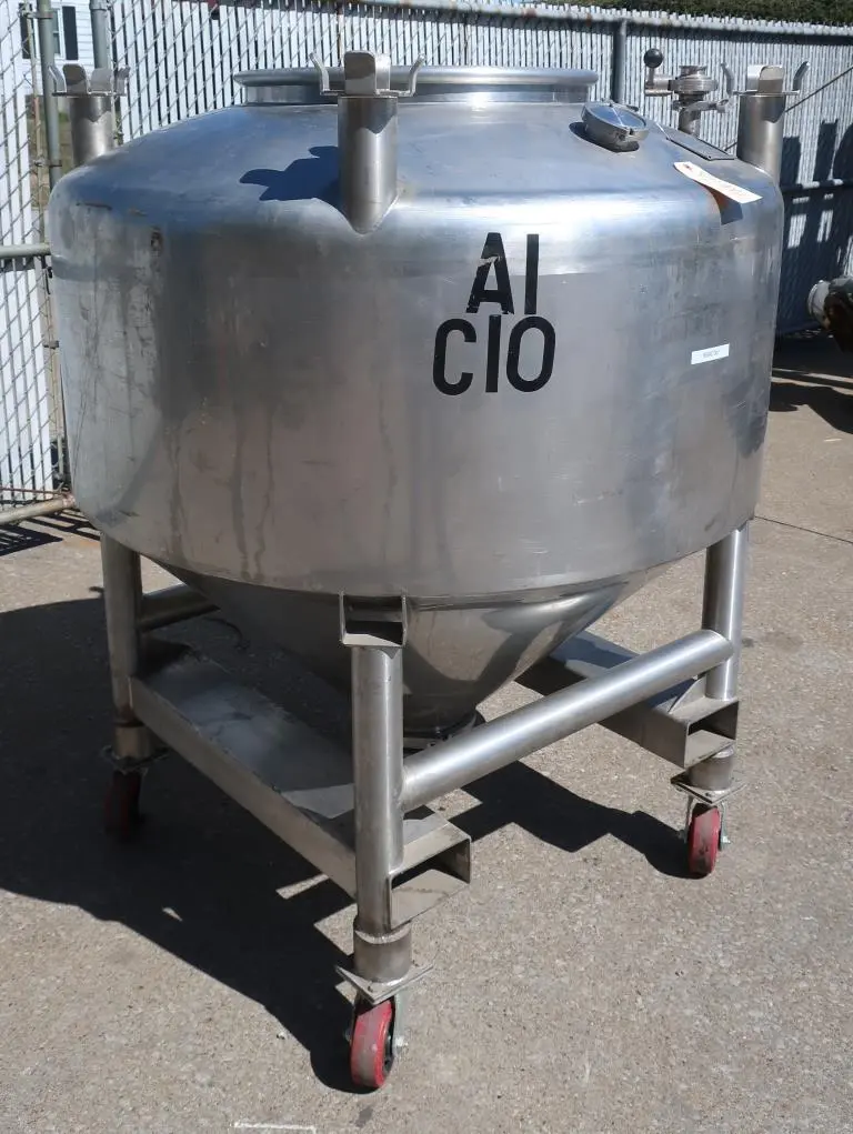 SPC9002  Tank 200 gallon vertical tank, Stainless Steel, conical on casters