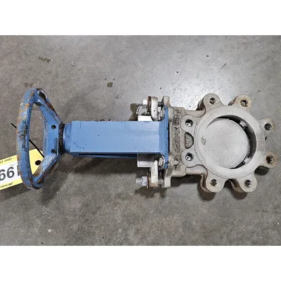 USED DEZURIK 824