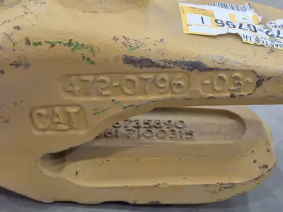 USED CATERPILLAR 472-0796