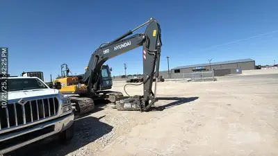 Used 2025 HYUNDAI HX220AL Crawler Excavators Texas US | National Equipment Dealers #1422258