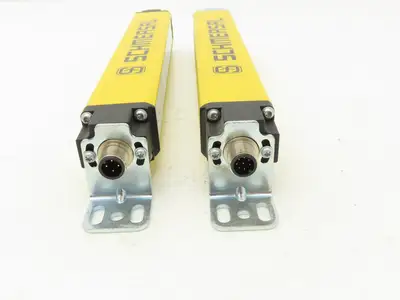 Schmersal SLC440-ER-0170 Safety Light Curtain Transmitter & Receiver Set