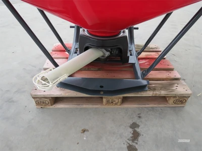 New | in-Stock 2026 BMC AIP500 Broadcast Spreaders Pennsylvania US | Zimmerman Farm Service #1410366