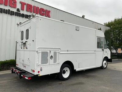 Used 2014 FREIGHTLINER MT45 Box trucks California US | Big Truck & Equipment #1412251
