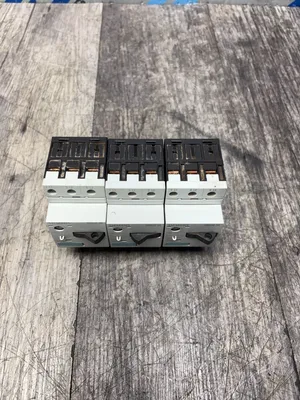 SIEMENS 3RV1011-1JA10 Electrical/PLC/Automation | ESS Industrial Equipment Sales (3)