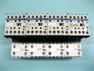 Mixed Lot (12) Schneider Telemecanique Control Relay w (4) Auxiliary Contact D9