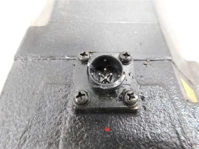 Fanuc αiF40/3000 AC Servo Motor Damaged Label & Encoder Used