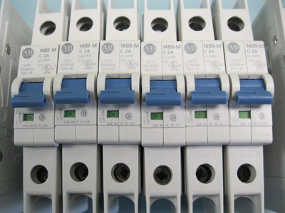 USED Allen-Bradley 1489-M