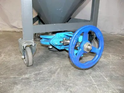 USED HEAVY DUTY 210 KG CONE BOTTOM TRANSFER TANK W/ WARREN 3" KNIFE GATE VALVE