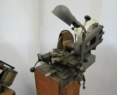 _UNKNOWN_ _UNKNOWN_ Grinding Machines | Amiron Machinery (5)