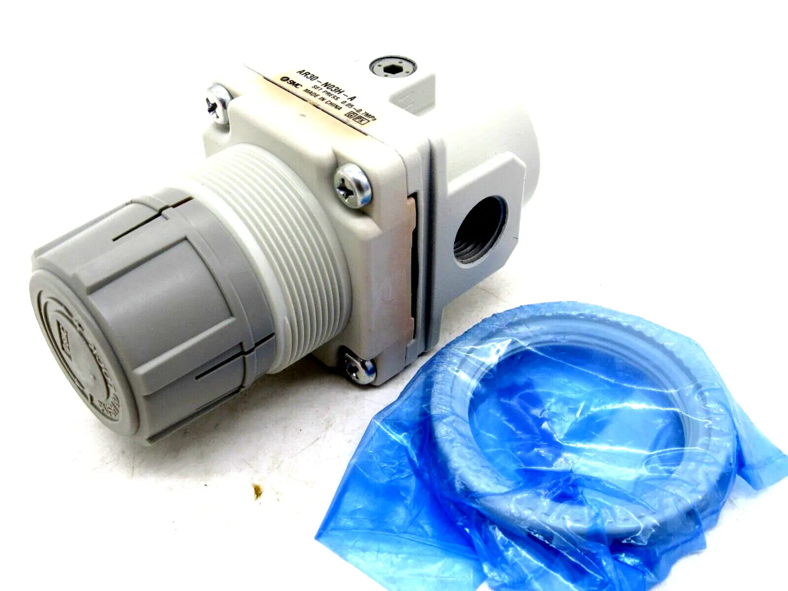 NEW SMC AR30-N03H-A REGULATOR AR30N03HA