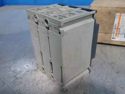 Used MERLIN GERIN NSC100N Circuit Breakers Ohio US | HGR 24 #878300