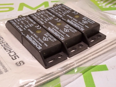 SCHMERSAL BNS 33-11zG-ST SAFETY SENSOR - BRAND NEW