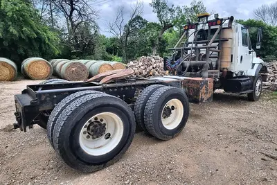Used 2003 INTERNATIONAL 7600 Tractors & Trailers Texas US | Proxy Equipment #1377727