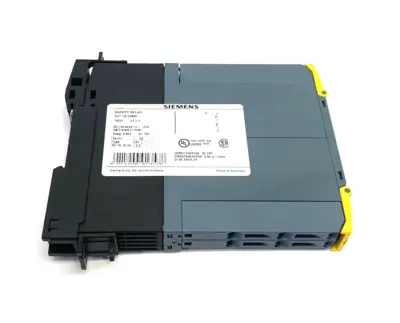 USED SIEMENS SIRIUS ADVANCED BASIC SAFETY RELAY UNIT W/ CONNECTOR TERM.