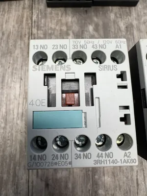 Siemens 3RH1140-1BB40 Electrical/PLC/Automation | ESS Industrial Equipment Sales (10)