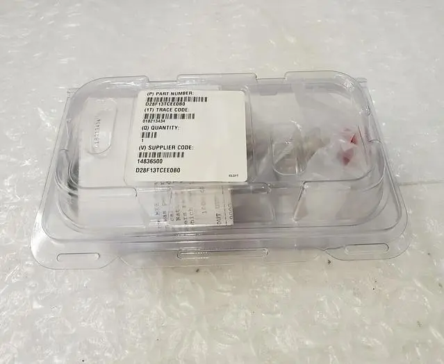 MKS D28F13TCEE0B0 BARATRON DUAL RANGE MANOMETER