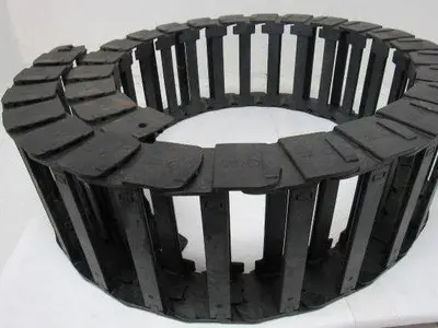 Igus 35.3.250 7" x 1-1/2" ID Drag Chain Cable Energy Chain 6'