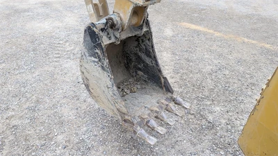 USED 2014 CATERPILLAR 416F