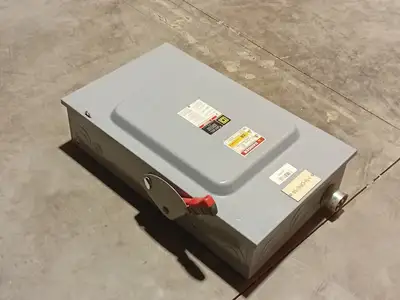 USED SQUARE D CH324N