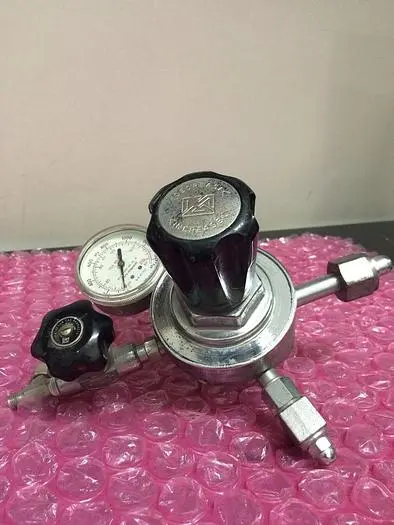 MATHESON 3104A580 GAS REGULATOR