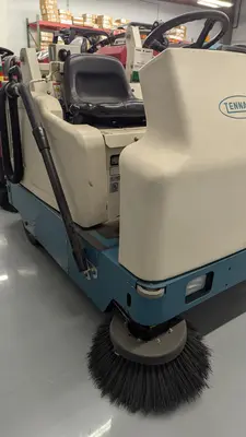 USED 2006 TENNANT 6200