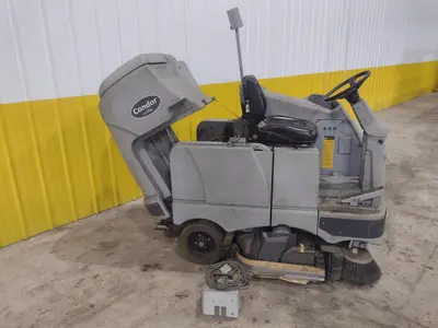 ADVANCE MODEL #CONDOR X4030C ECOFLEX FLOOR SCRUBBER: STOCK #21127