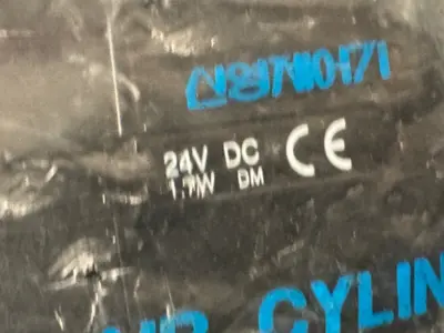 NEW SYM Solenoid Valve SV51 24V DC 1.7W DM SV-51