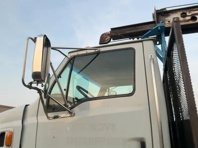 Used 2006 STERLING LT9500 Mobile Cranes Michigan US | Miedema Asset Management Group #1318343