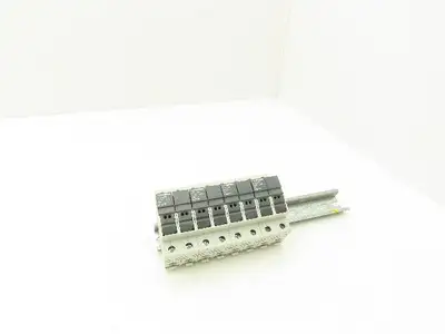 Italweber 2302038 BCH 2x38 Fuse Holder 2-Pole 32A 600V 18-8AWG 10x38 Lot of 4