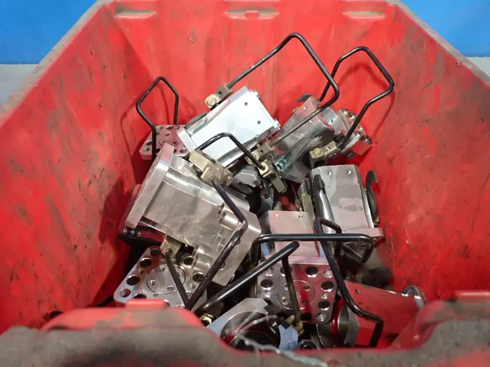 Robot Housing System