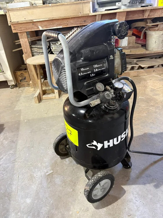 Used _UNKNOWN_ _UNKNOWN_ Tank Mounted Air Compressors Georgia US | Auction Management Corporation #1548644