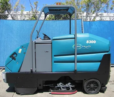 Used TENNANT 8300 Sweepers California US | Bay Line Tool #1399230