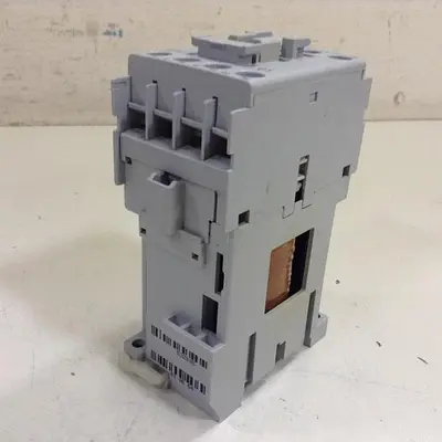 USED ALLEN BRADLEY 100-C16D.01 SER B
