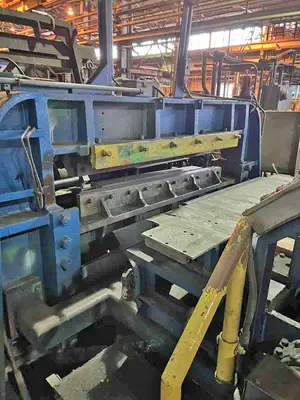 50" x 9.00" x 30,000# Wean Slitting Line
