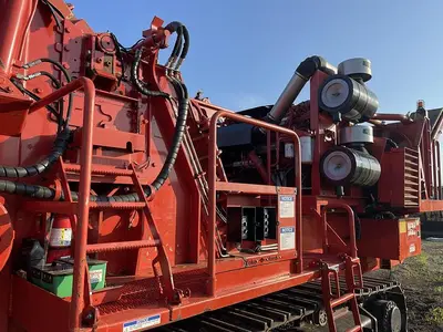 USED 2019 MORBARK 6400XT ON TRACKS