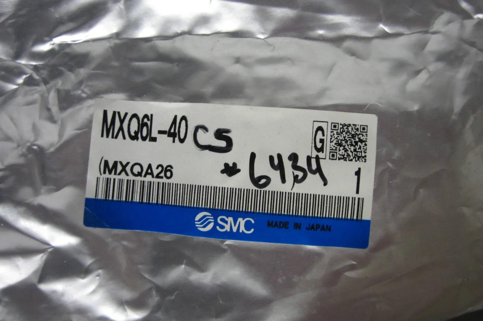 NEW SMC MXQ6L-40CS SLIDE TABLE CYLINDER MXQ6L40CS