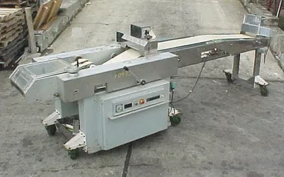 USED RHEON BAKERY CONVEYOR OC256
