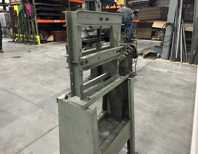 H-Frame Press, Model UT10-A