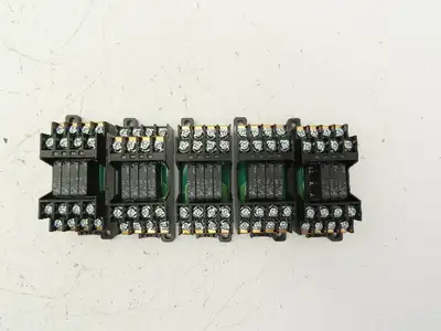 Automation Direct RS4N-DE Fuji Socket Mount 4 Card Relay 24VDC 5A Lot of 5