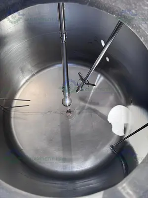 USED PAUL MUELLER 4500 LITER SS JACKETED REACTOR W/ AGITATOR 25 PSI FV &138 PSI