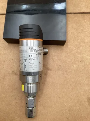 IFM Electronic Pressure Sensor PN7004