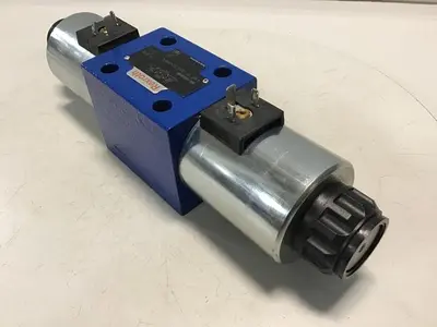 USED REXROTH 4WE10J33CG24N9K4