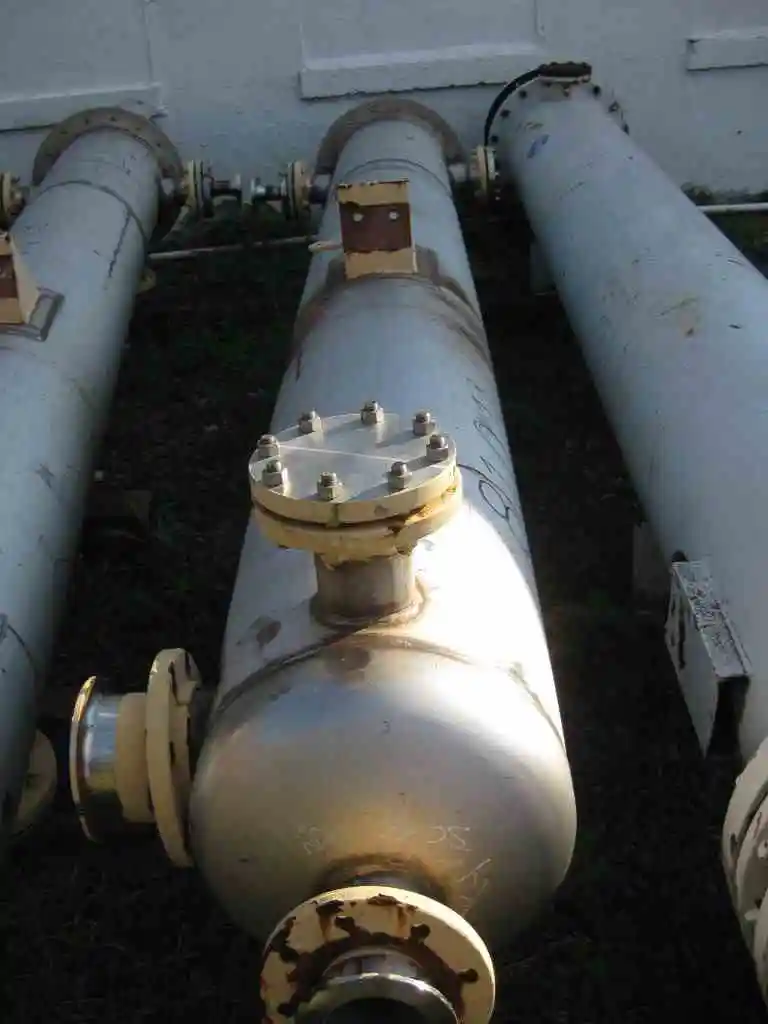 USED BAY TANK NA