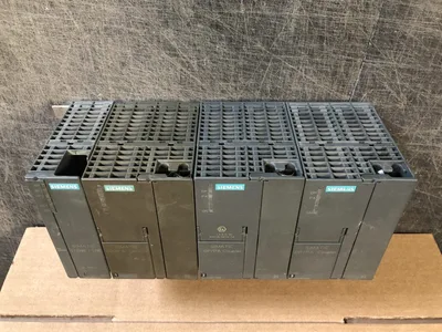 Siemens ET 200M IM 153-2 Interface Module w/ 3 DP/PA Coupler Bus Link Modules